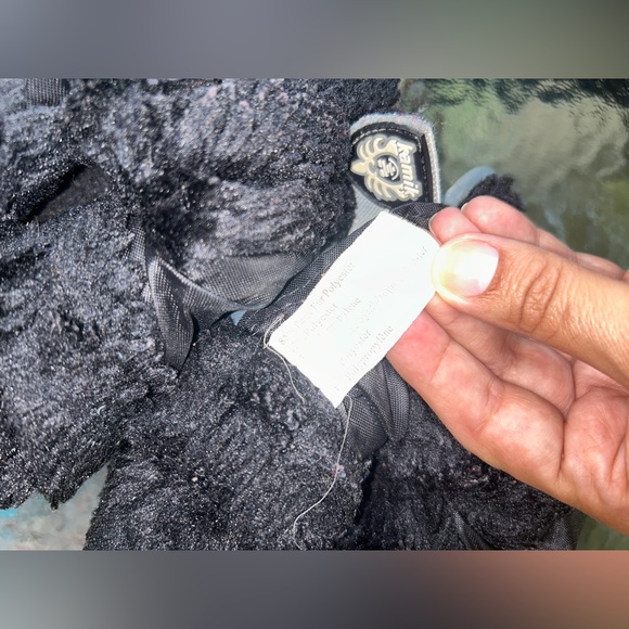 Kamik | black snowbug winter boots | size 6 - Picture 5 of 11